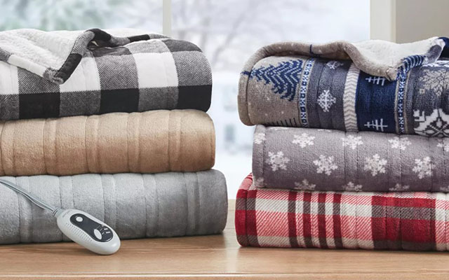 cuddl duds heated throw blankets